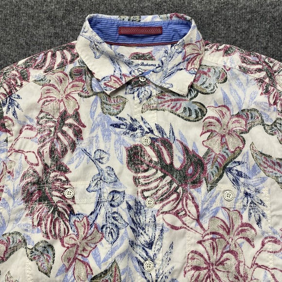 Tommy Bahama Other - Tommy Bahama Reverse Print Floral Hawaiian Button Shirt Mens Small Lyocell